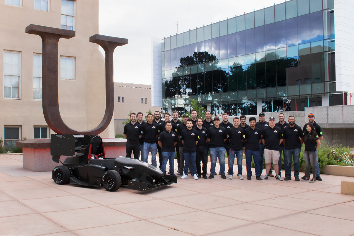 photo of the 2021 EV Team and their car